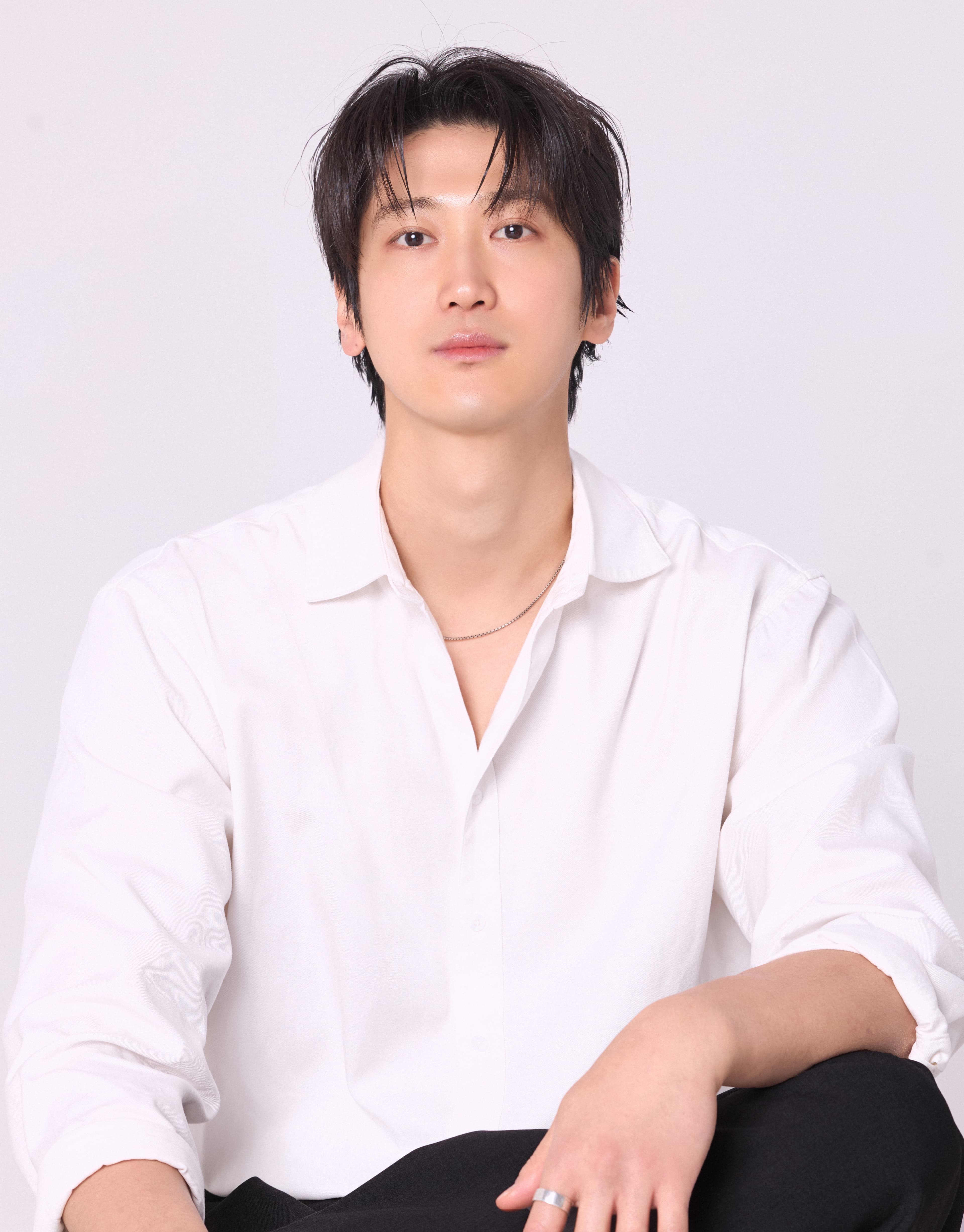 Tae Ho (Senior Stylist) — Men's Trend Cut specialist at JUNO HAIR Myeongdong 2nd Branch, Korean hair salon in Seoul